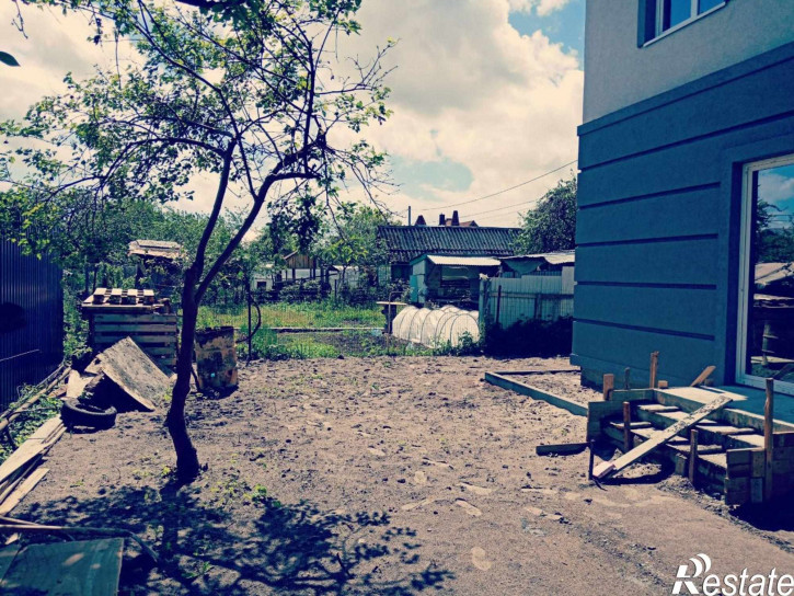 Коттедж/дом Молодежная улица, д.239