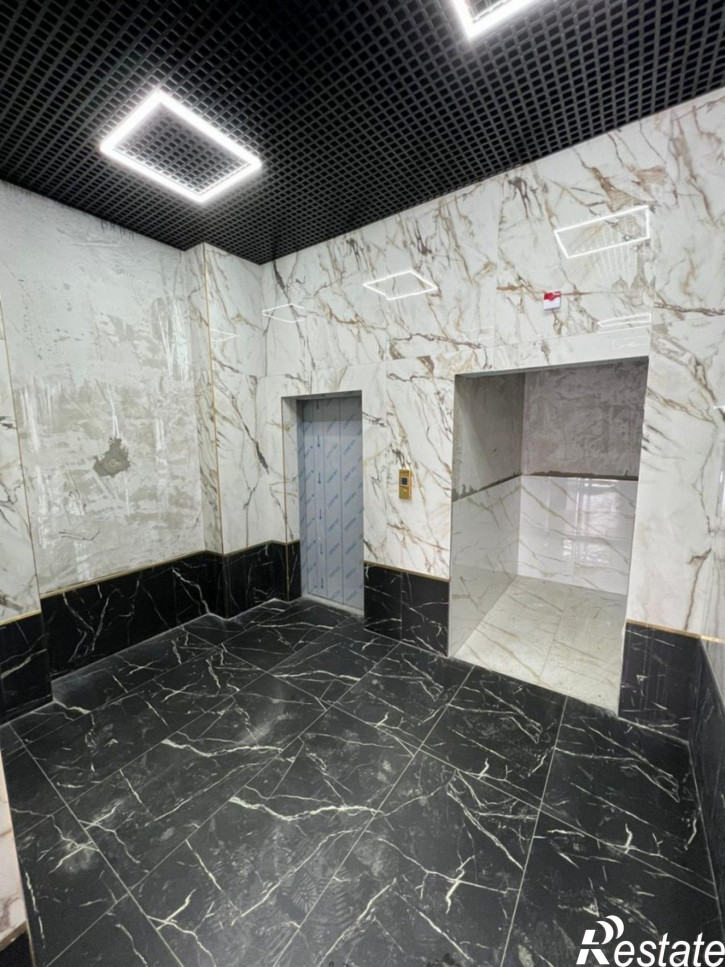 3-комн квартира им. Адмирала Крузенштерна 6