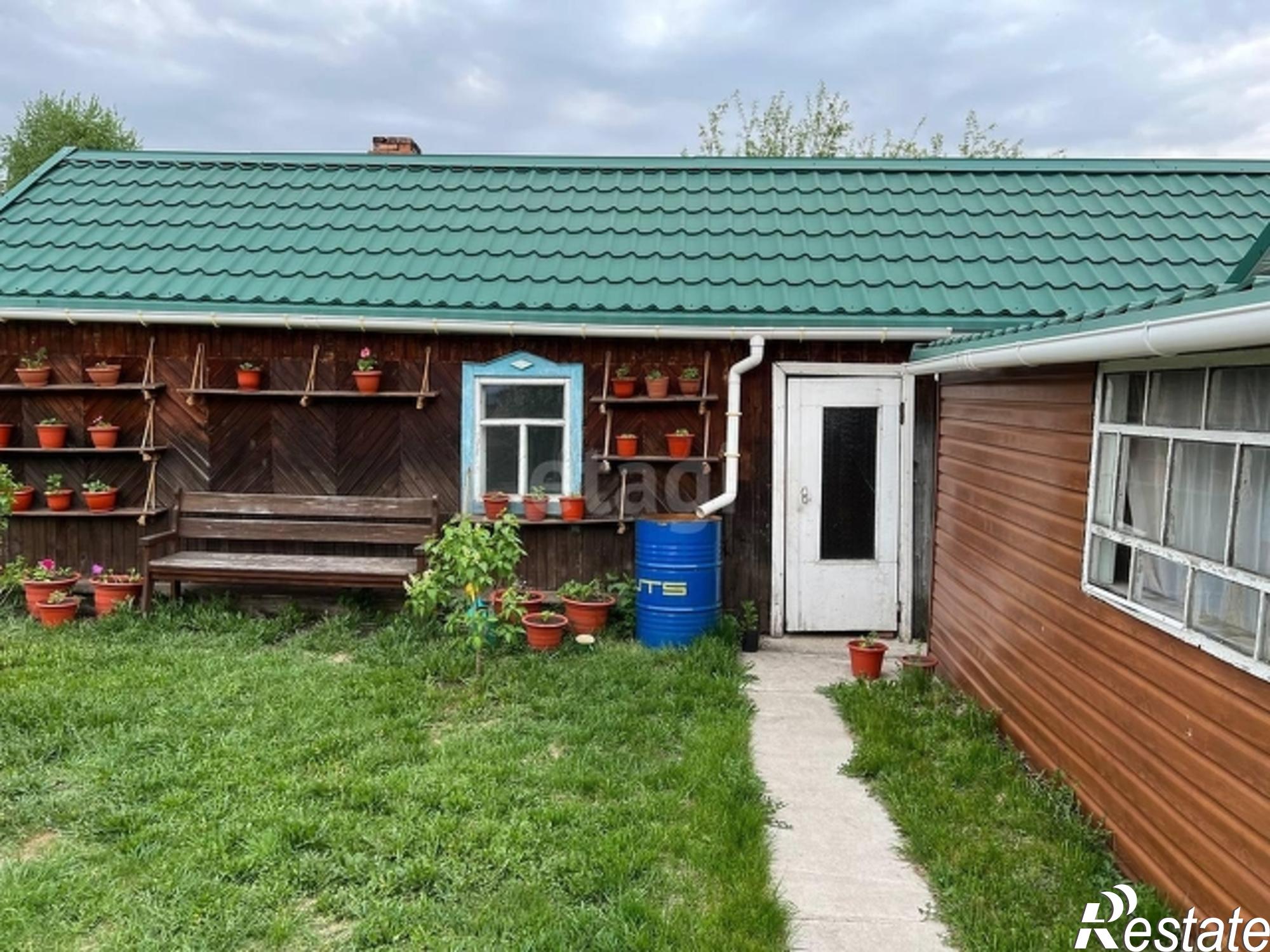 Купить дачу, дом, коттедж за 4 000 000 рублей на Array