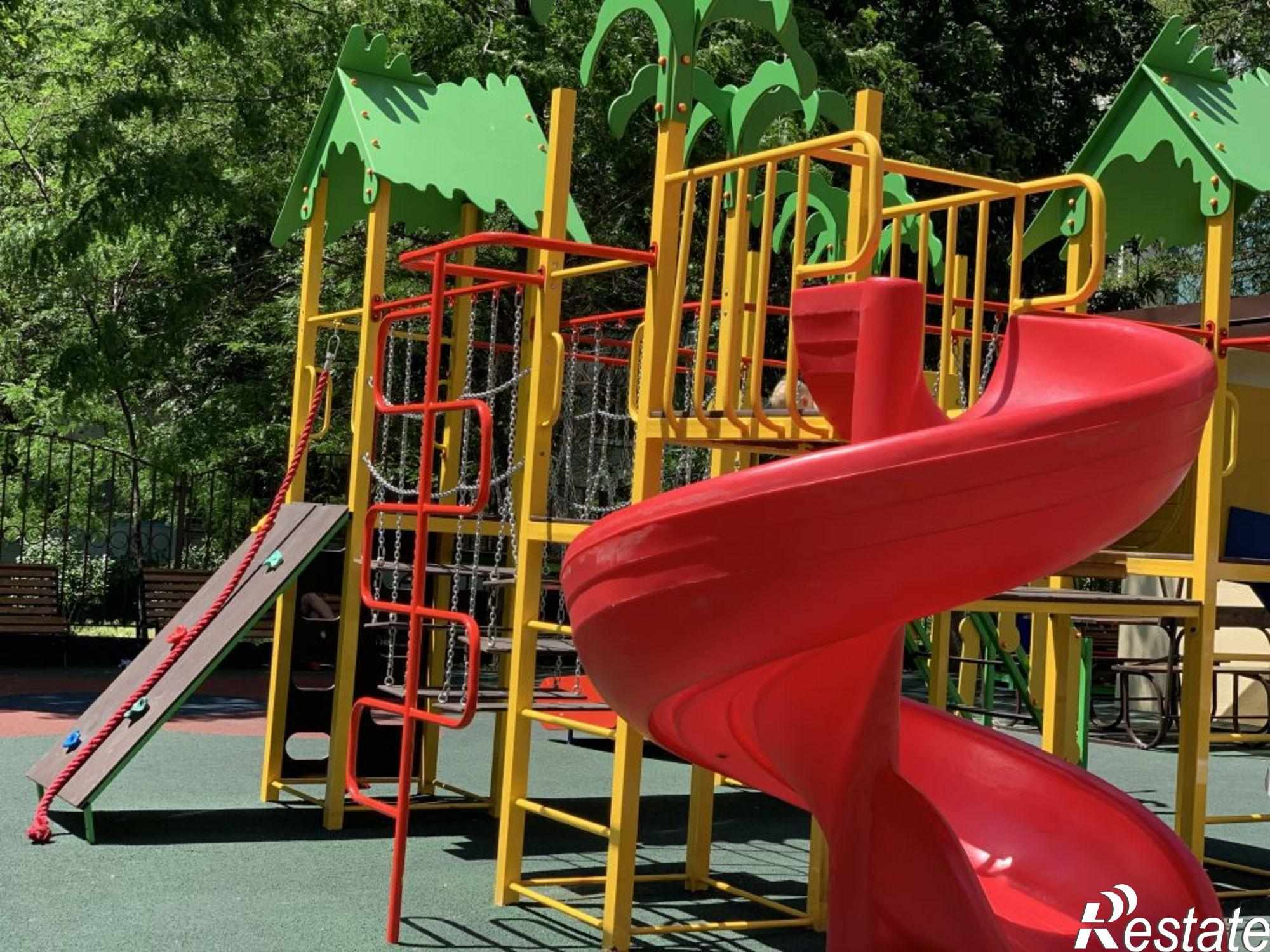 Купить квартиру за 4 900 000 рублей на Комарова б-р