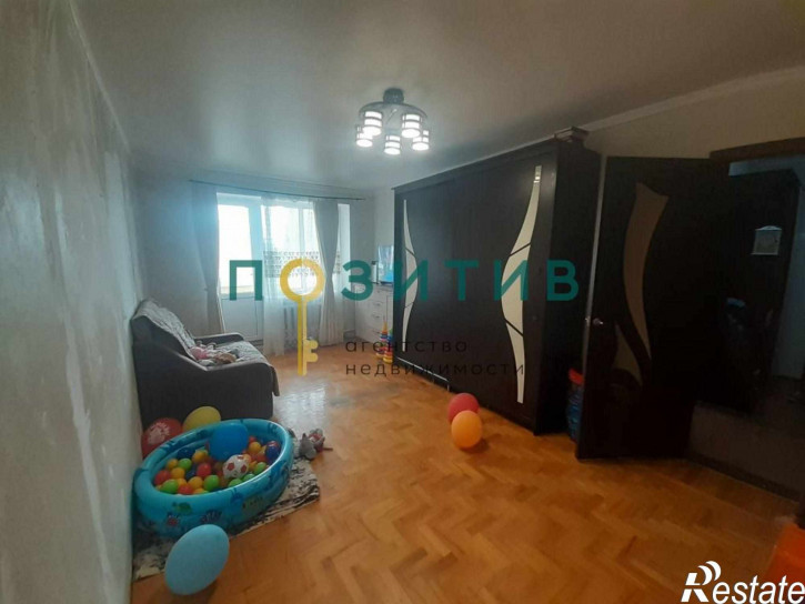 3-комн квартира Пестова ул, 22