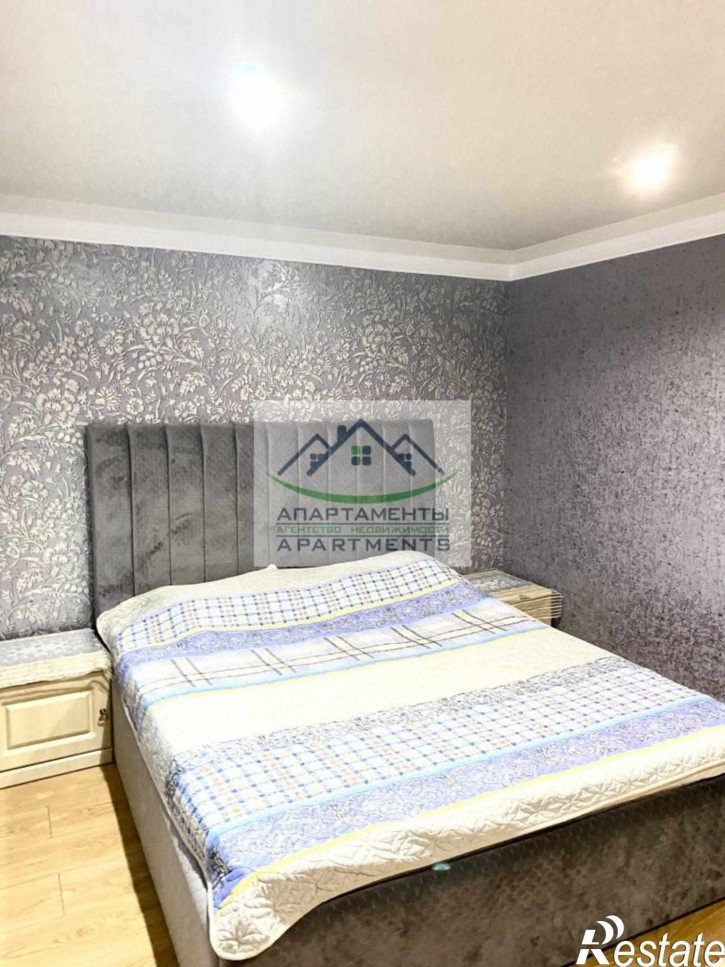 4-комн квартира Теплосерная ул, 3