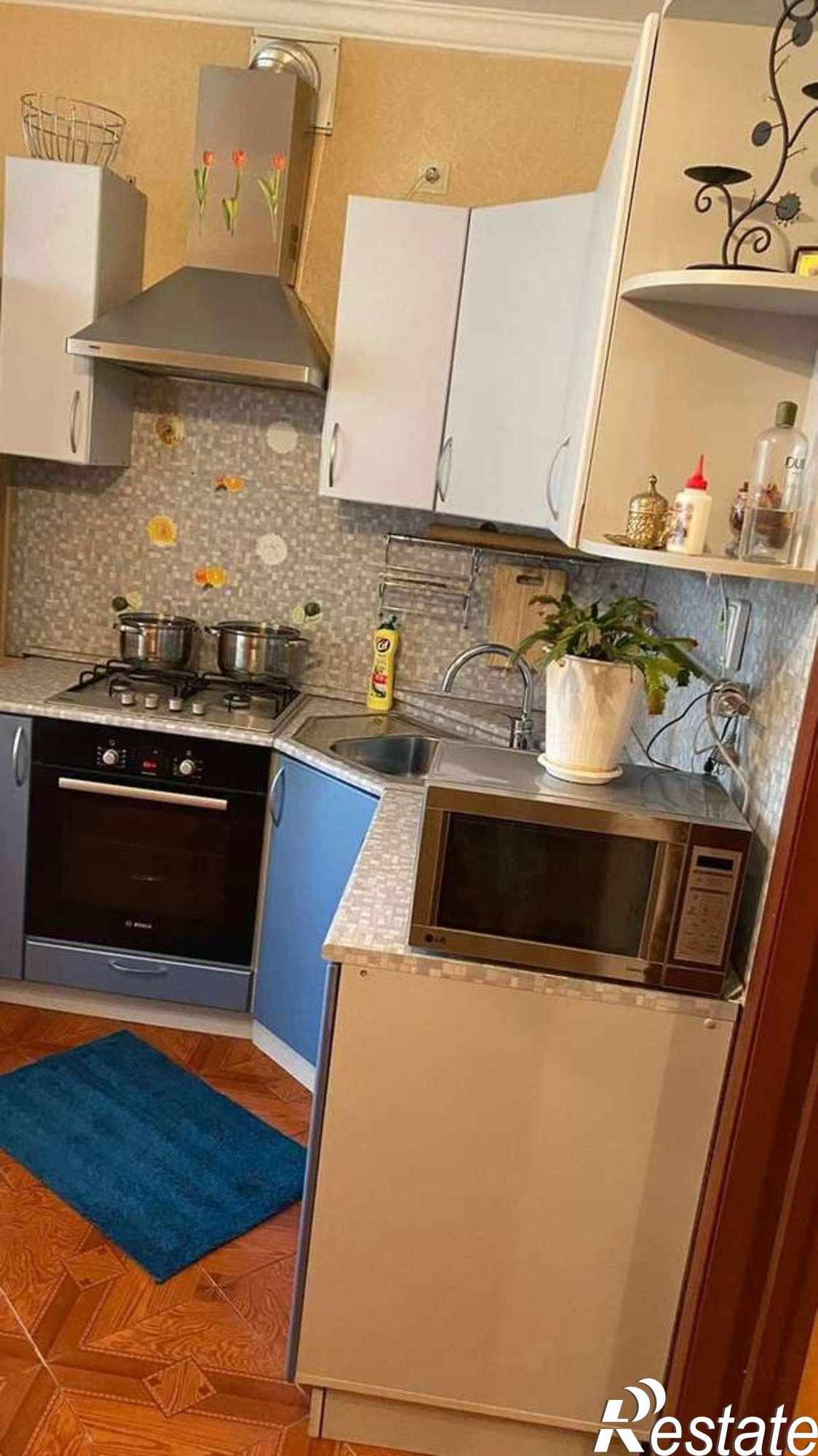 Сдать квартиру за 18 500 рублей на Мориса Тореза улица, 48
