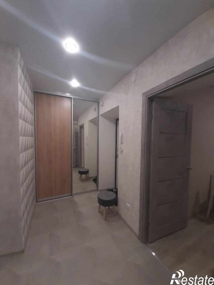 1-комн квартира Металлургов проспект, 32
