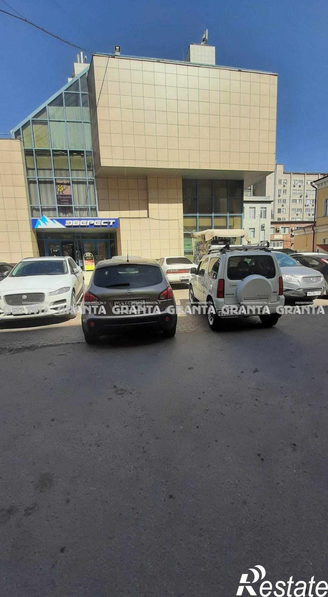 Купить офис, помещение под офис за 14 000 000 рублей на ул Диктатуры пролетариата, 32