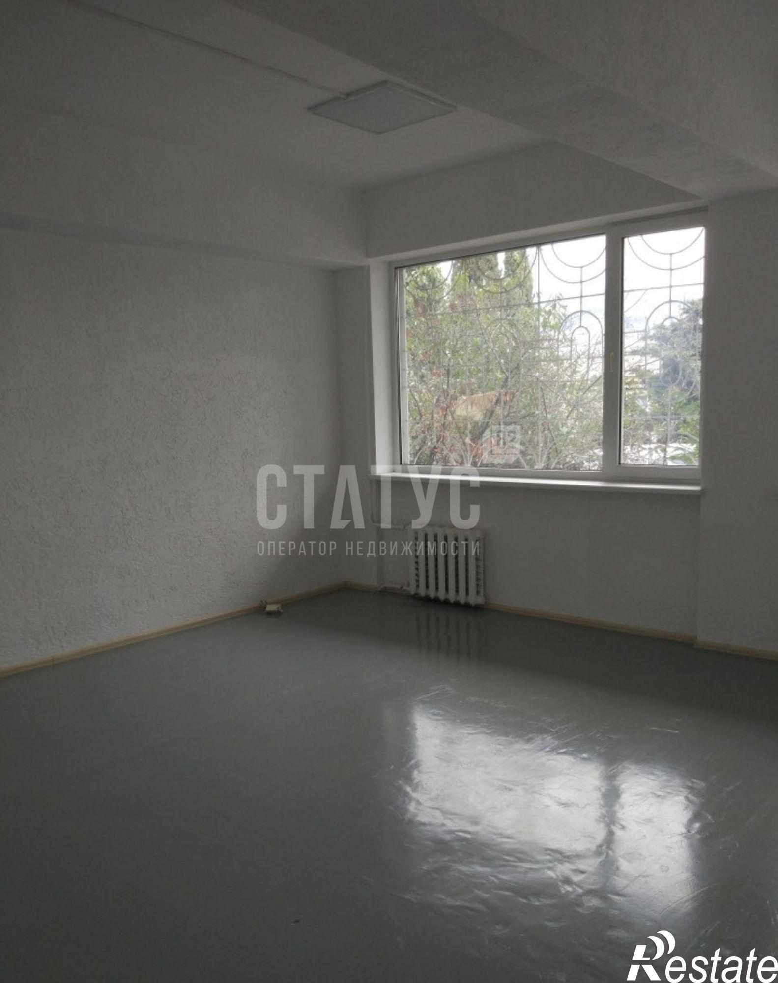Сдать офис, помещение под офис за 22 730 рублей на Ленинградская ул, 15