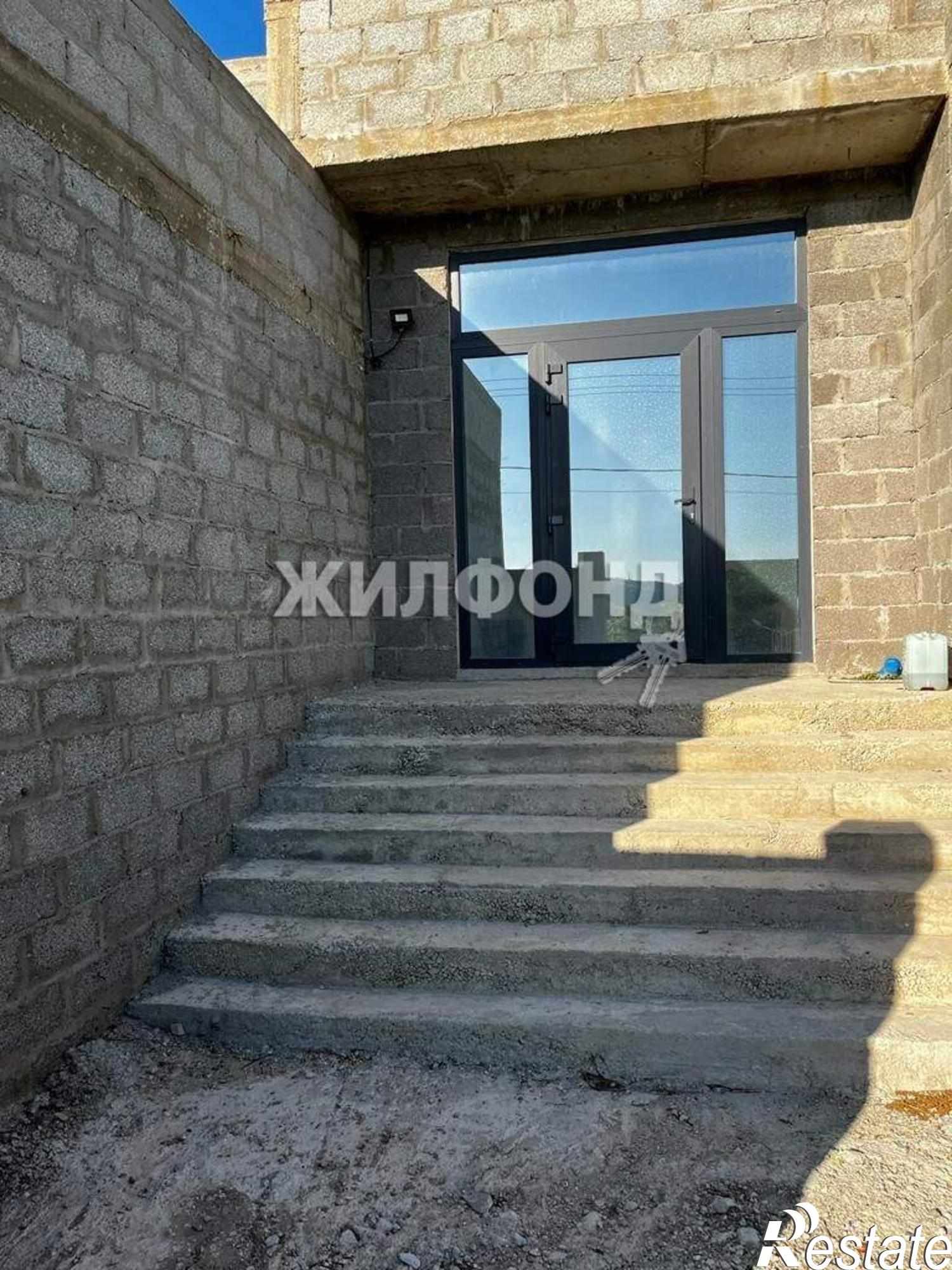 Купить квартиру за 13 000 000 рублей на Владимирский переулок, д.1