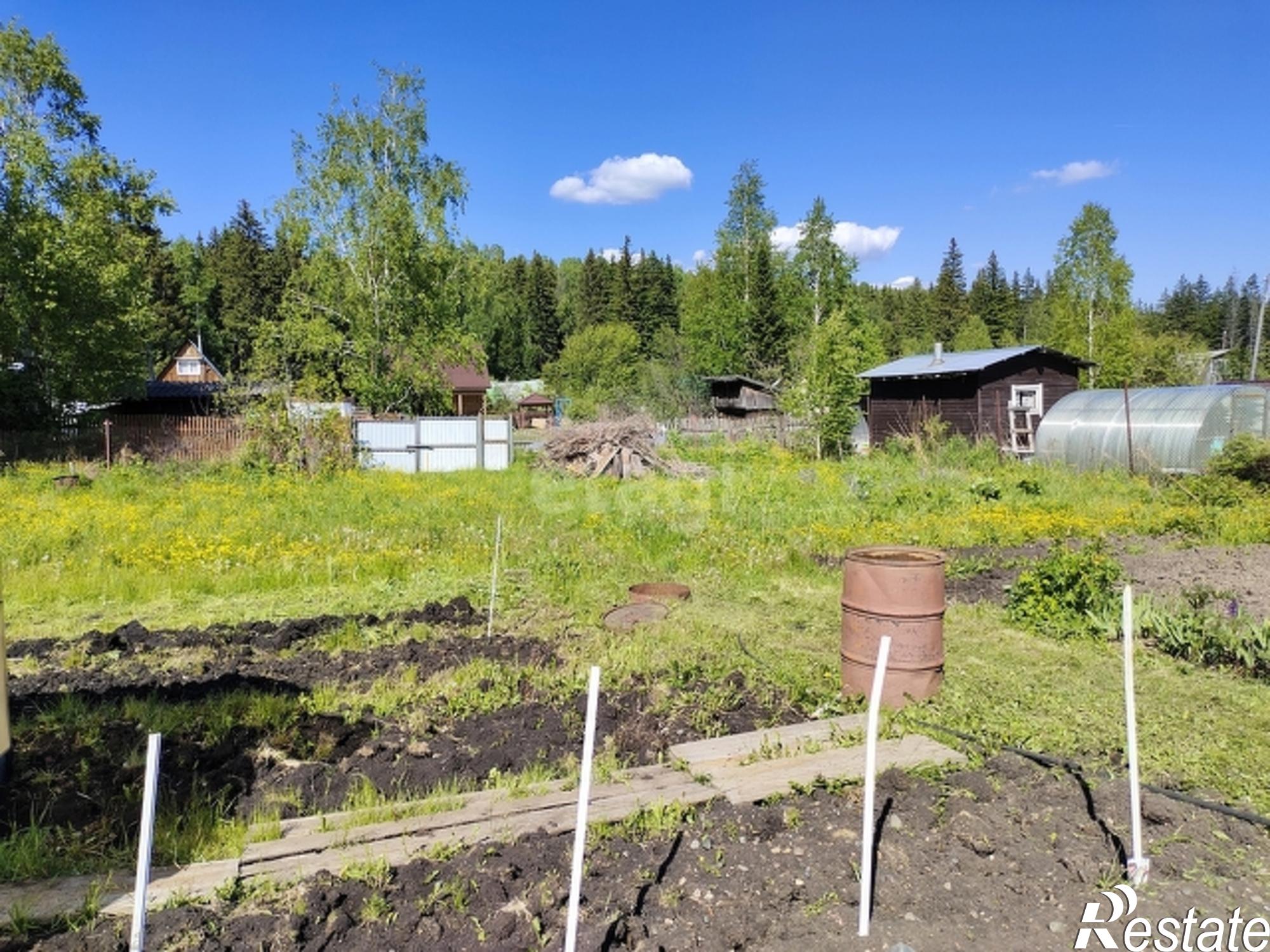 Купить дачу, дом, коттедж за 330 000 рублей на Array