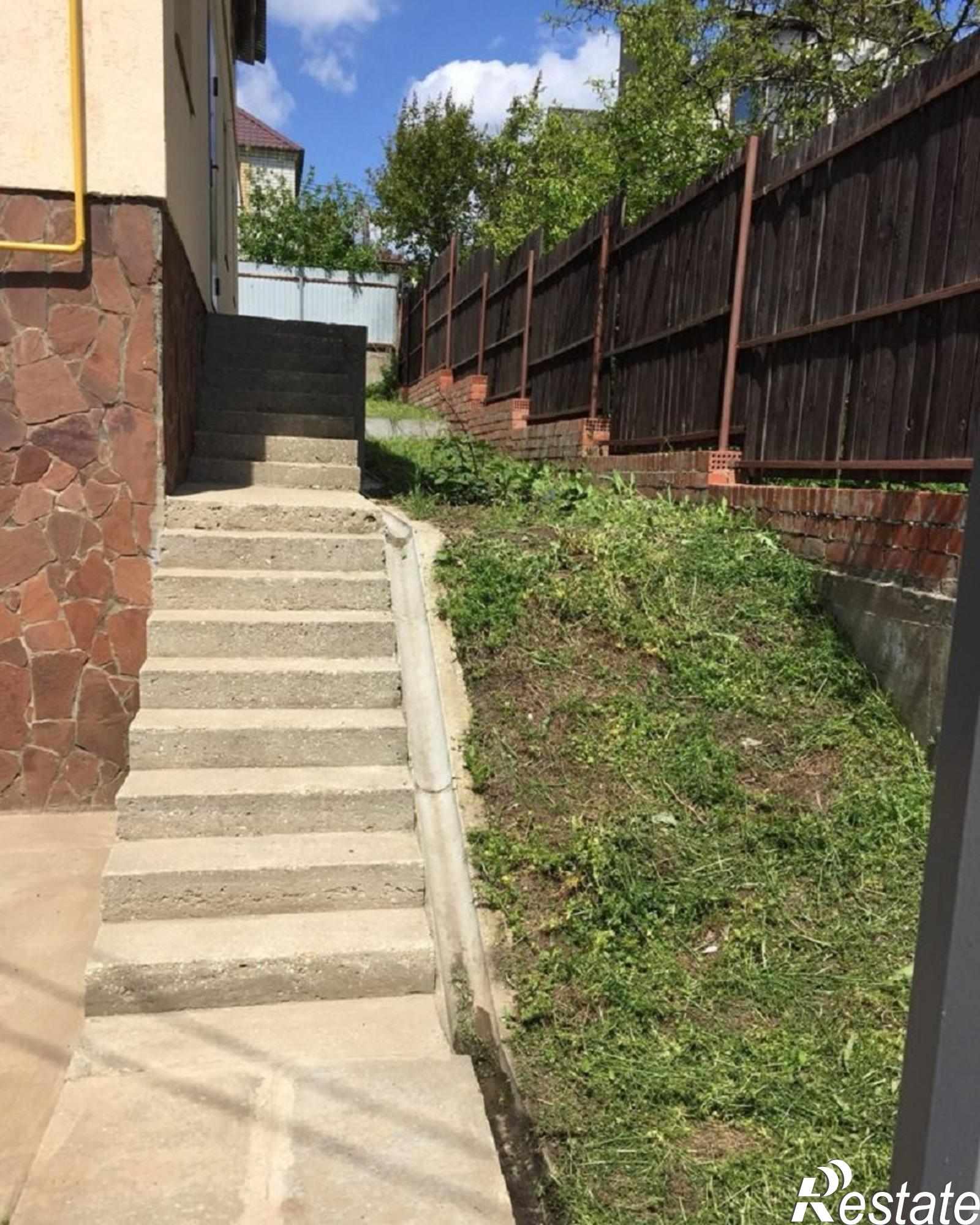 Купить дачу, дом, коттедж за 4 950 000 рублей на Дом 1-й Питерский проезд 0