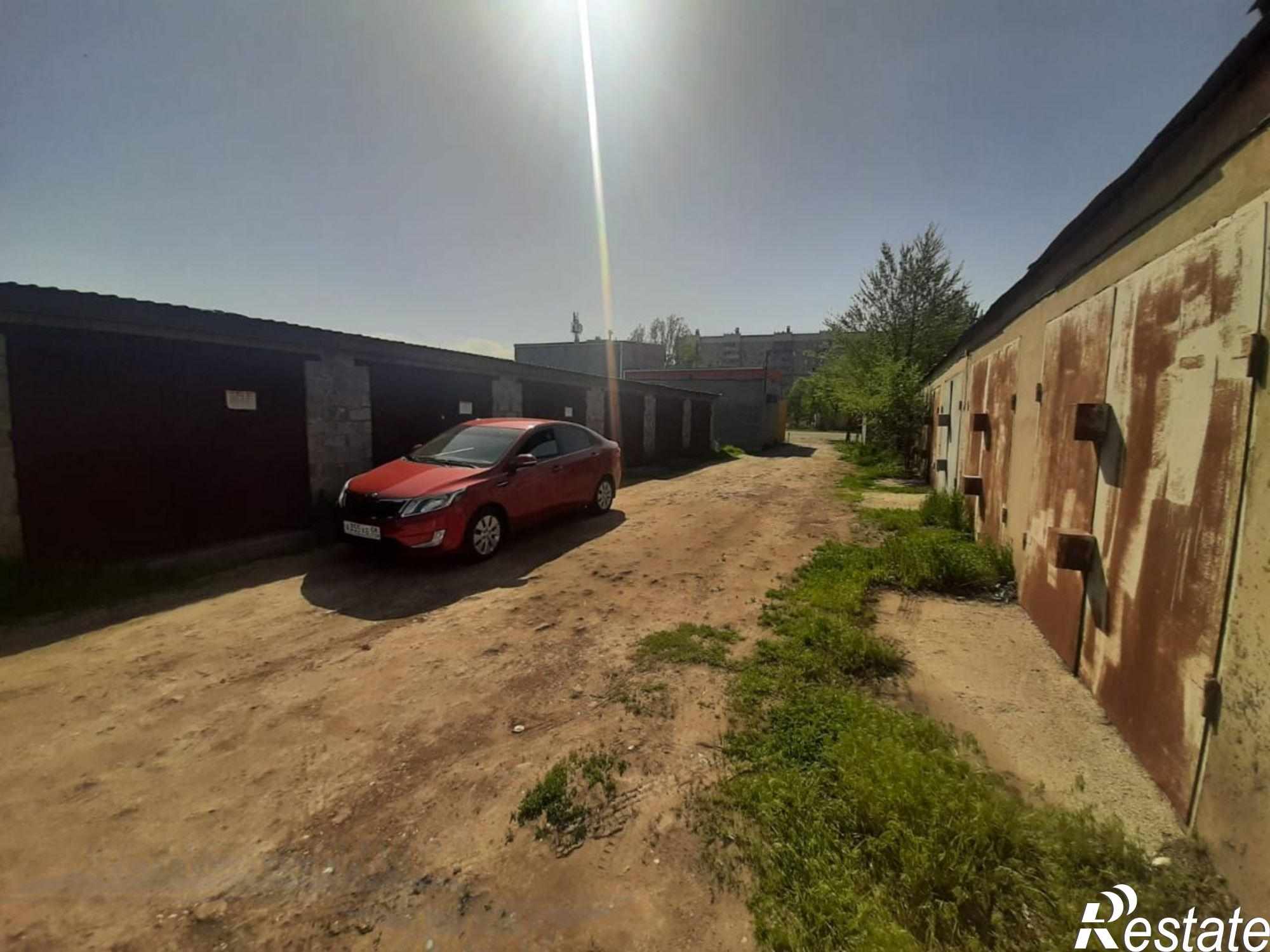 Купить гараж, место в паркинге за 140 000 рублей на г. Астрахань, Ленинский район, ул. Аксакова, д. 11