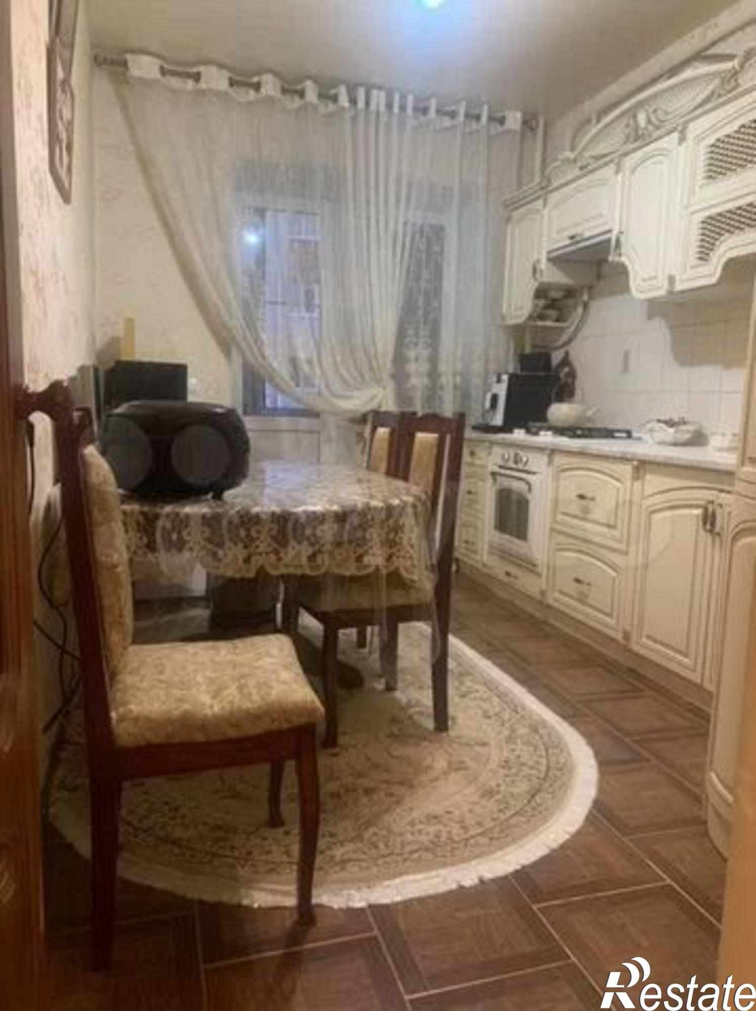 Купить квартиру за 4 600 000 рублей на Пирогова ул, 74