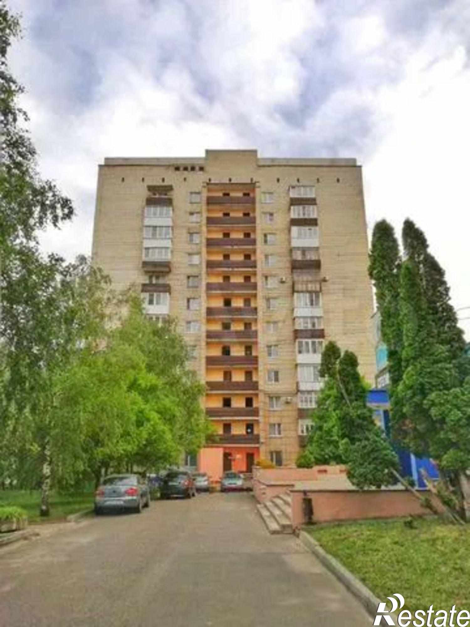Купить квартиру за 4 200 000 рублей на Доваторцев ул, 25 а