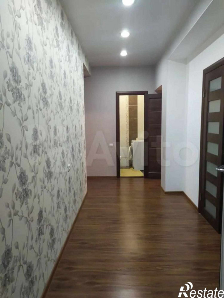 3-комн квартира Рогожникова ул, 2