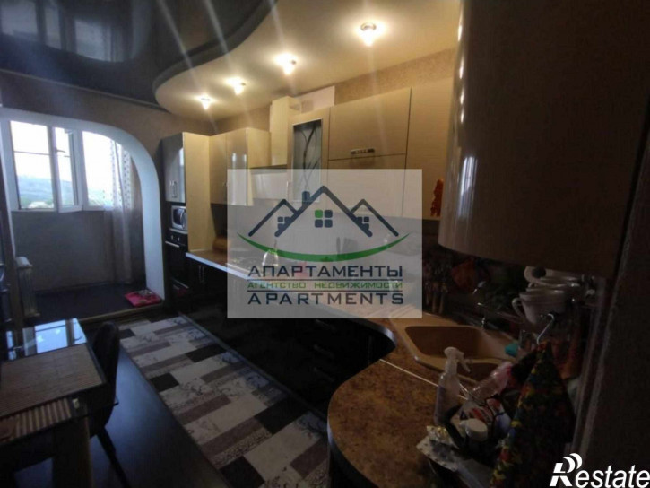 3-комн квартира Калинина ул, 6А