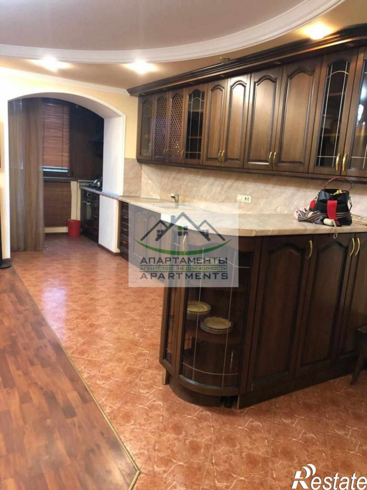 3-комн квартира Куйбышева ул, 77