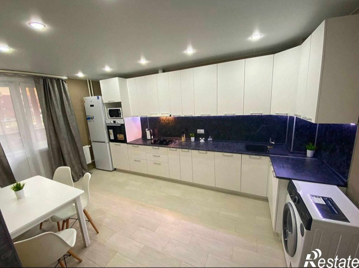 2-комн квартира Лакина проезд, 10