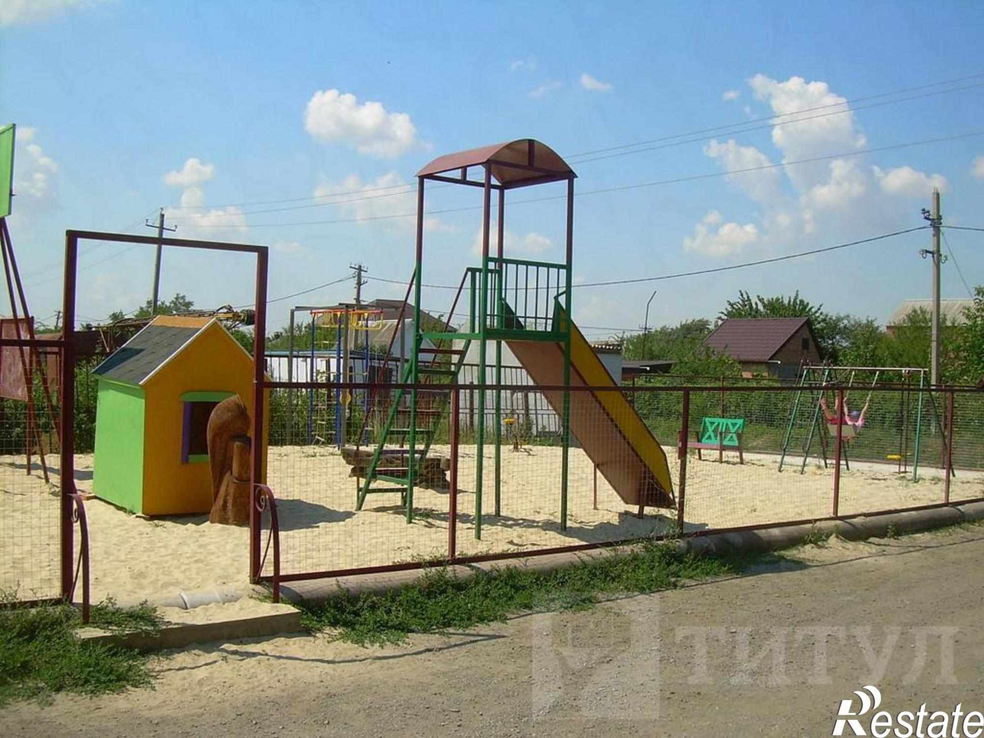 Купить дачу, дом, коттедж за 1 600 000 рублей на г. Батайск, дп. Весна, ул. 9 Проезд