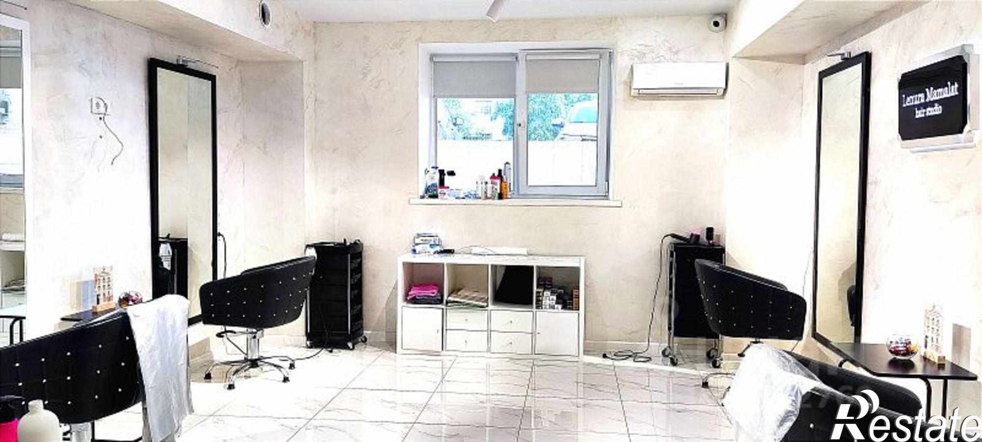 Купить офис, помещение под офис за 11 500 100 рублей на Балаклавская улица