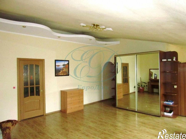 2-комн квартира ул. Новоморская,26