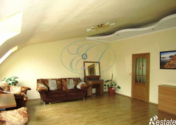 2-комн квартира ул. Новоморская,26