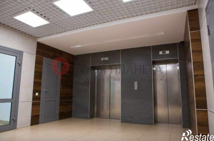 2-комн квартира ул. Романтиков,18