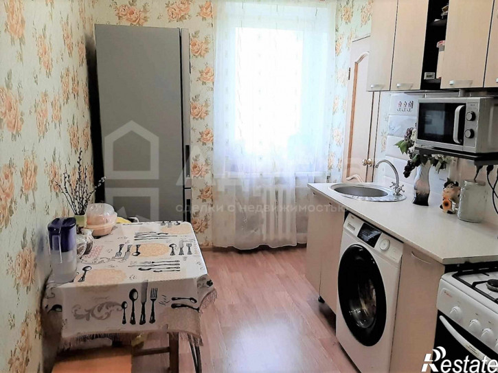 3-комн квартира ул. Лодыгина,  д.4