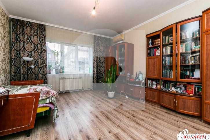 Коттедж/дом Сиреневая, 338