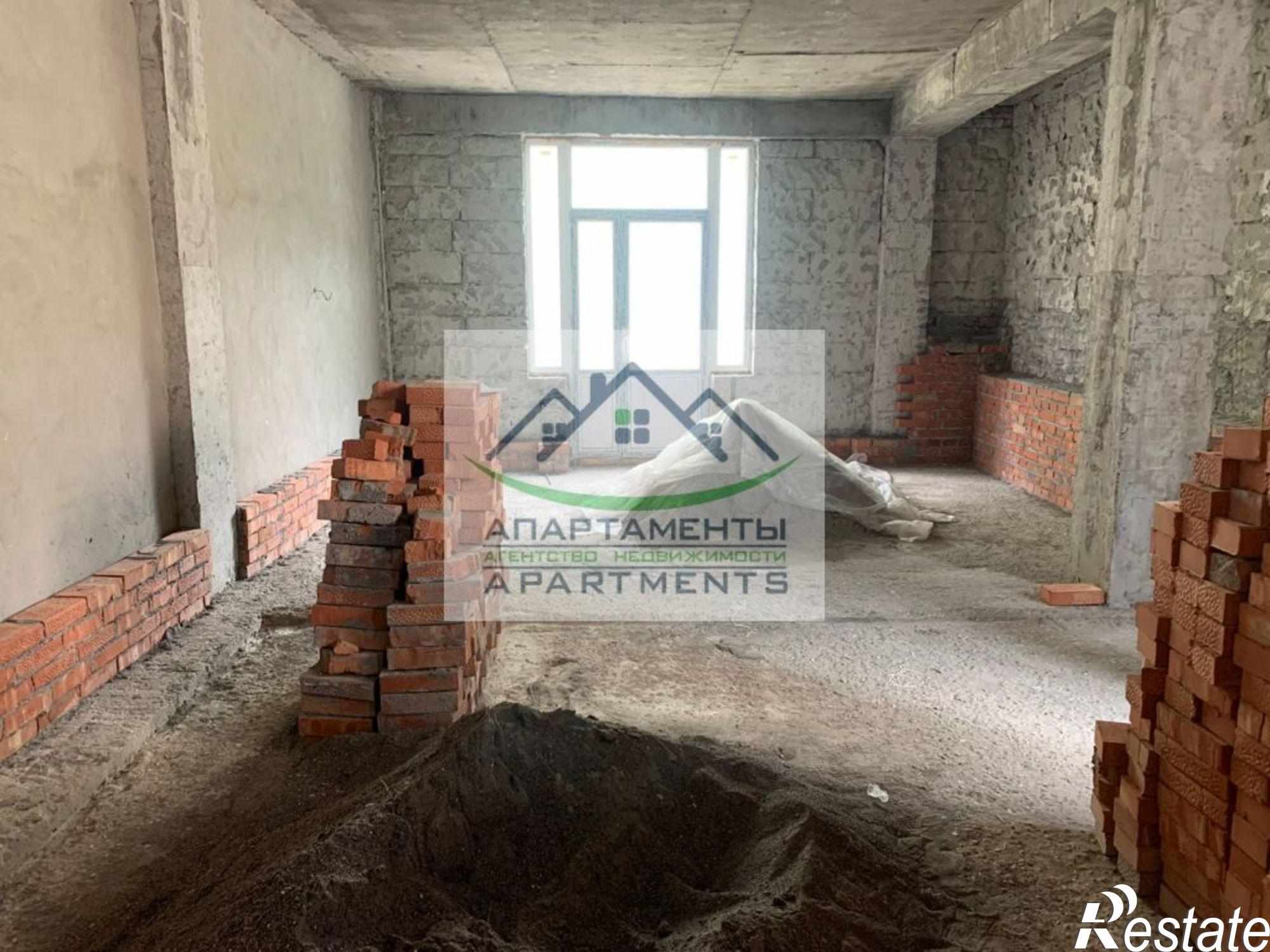 Купить квартиру за 10 200 000 рублей на Декабристов ул