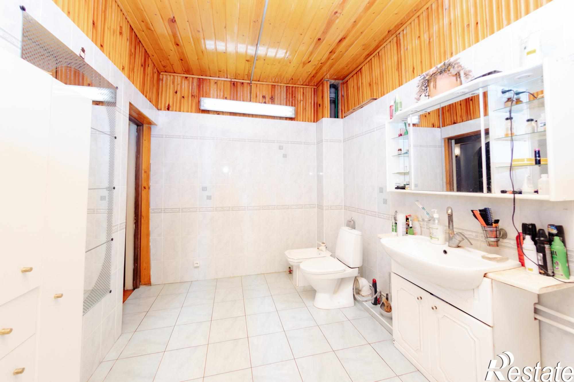 Купить дачу, дом, коттедж за 18 950 000 рублей на Горчилина, 19