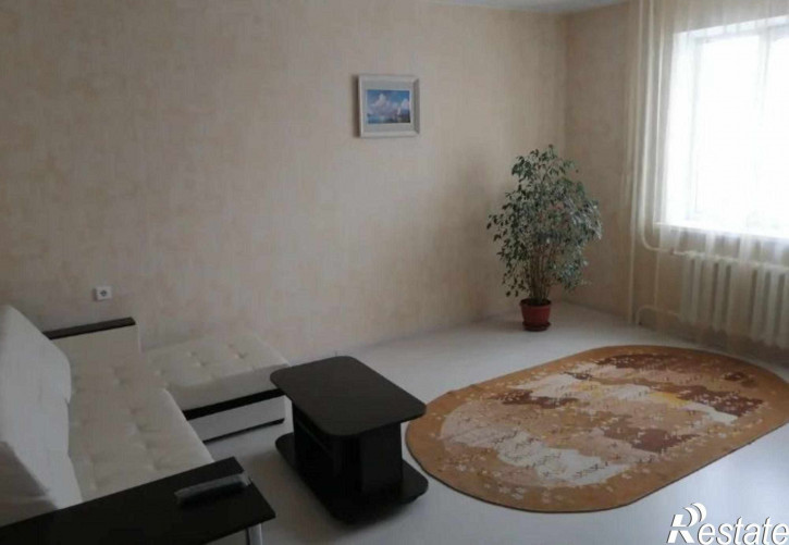 2-комн квартира Крайнова ул, 4