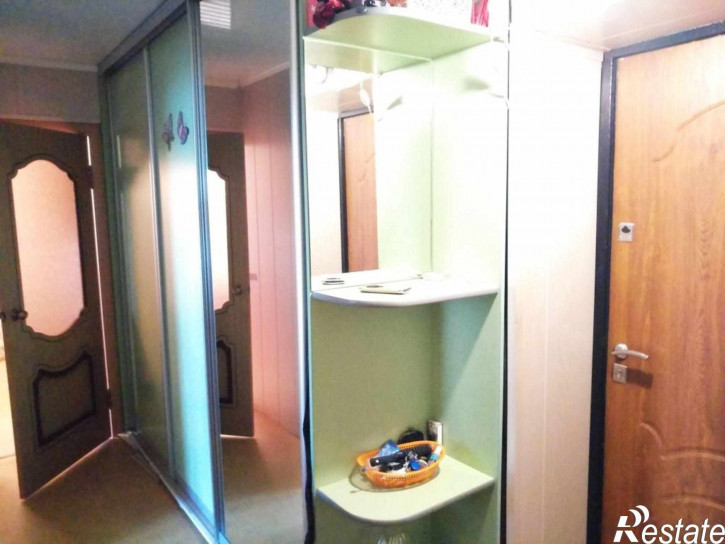 2-комн квартира Маршала Воронова ул, 9