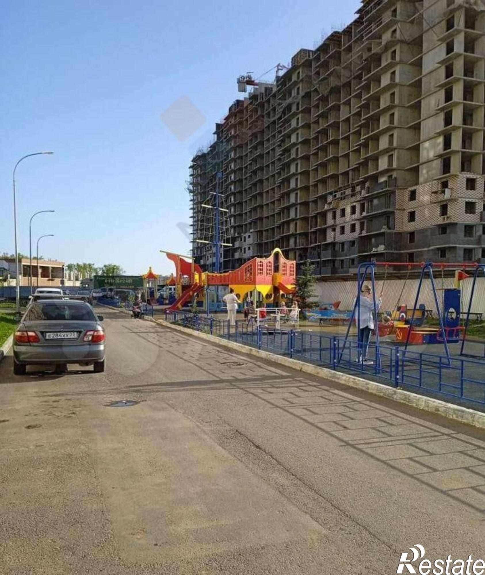 Купить квартиру за 4 200 000 рублей на Западный Обход ул, 65/к1