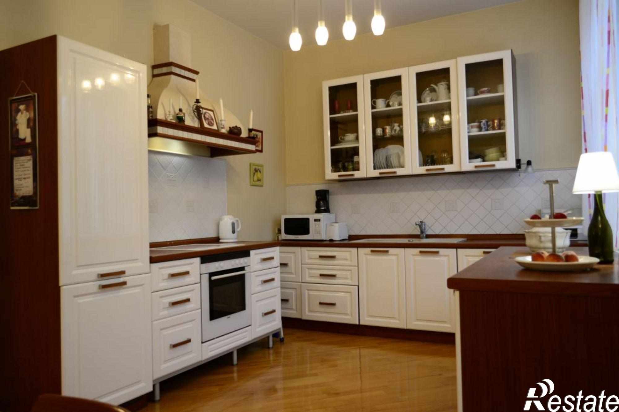 Купить дачу, дом, коттедж за 80 000 000 рублей на Галкинская ул, 12В