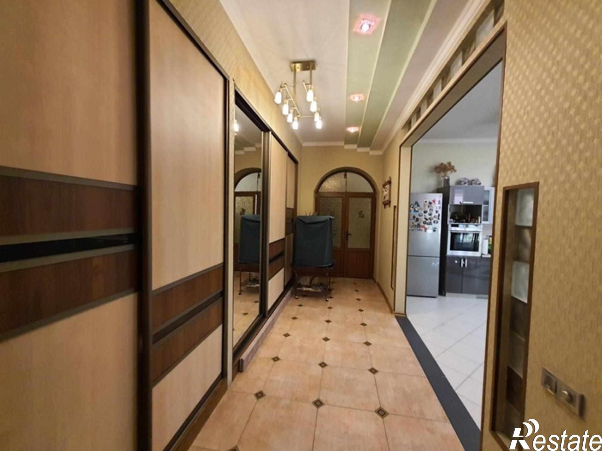 Купить дачу, дом, коттедж за 31 500 000 рублей на ул.Садовая улица, 1000