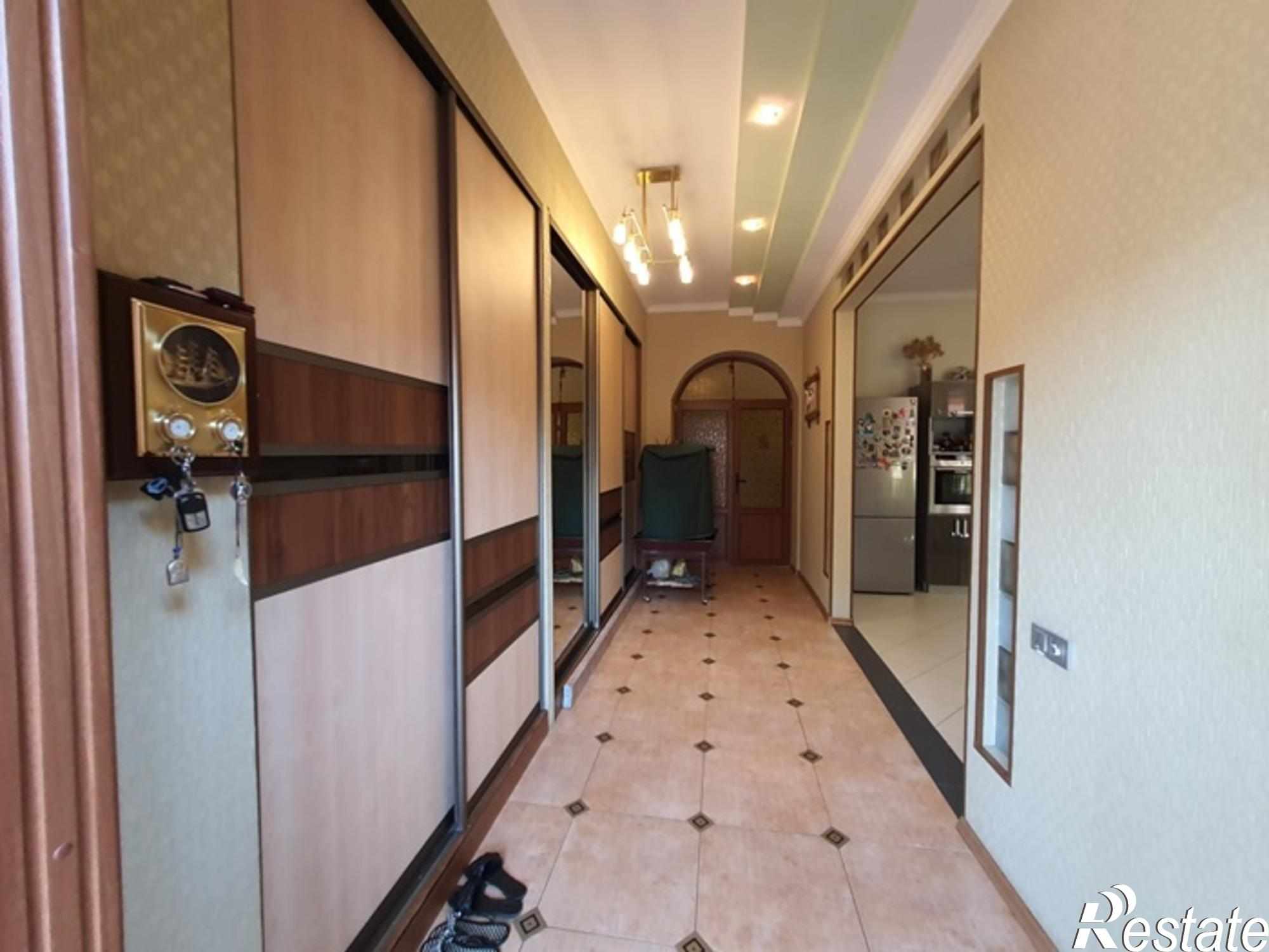 Купить дачу, дом, коттедж за 31 500 000 рублей на ул.Садовая улица, 1000