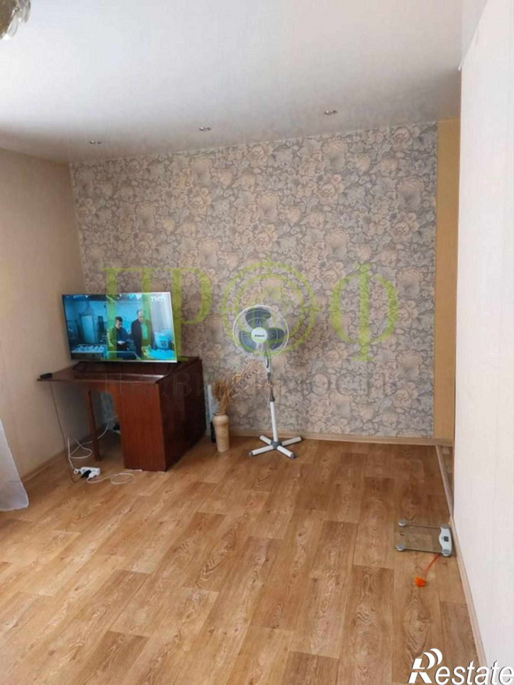 2-комн квартира ул. Леонова,5