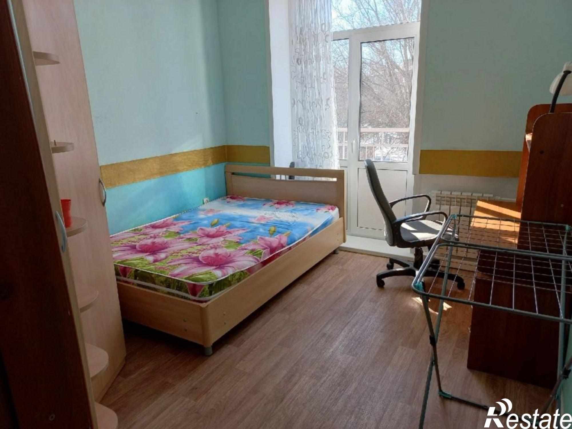 Сдать квартиру за 27 000 рублей на Строителей ул, 10