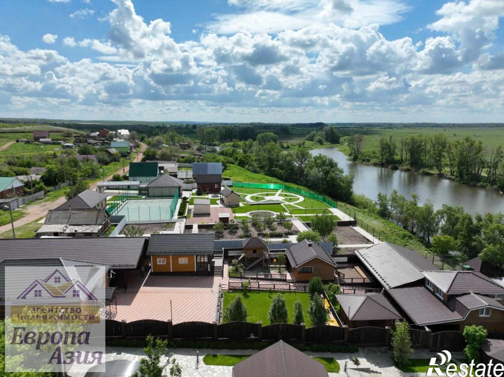 Купить дачу, дом, коттедж за 15 000 000 рублей на Набережная, 12а