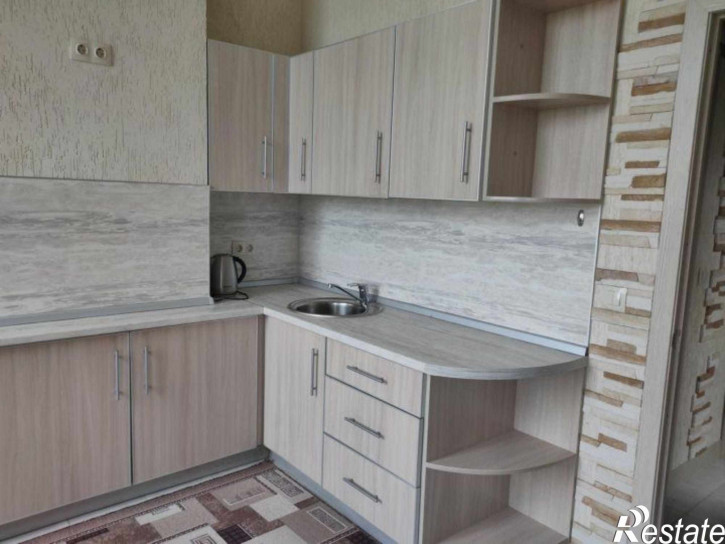 2-комн квартира Юбилейная, 12