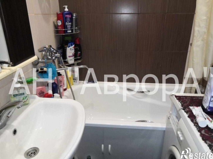 4-комн квартира Голубева ул, 4