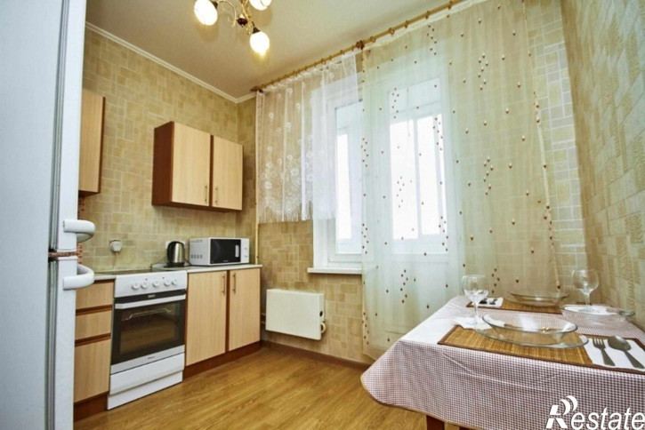 2-комн квартира Авроры улица, 117а