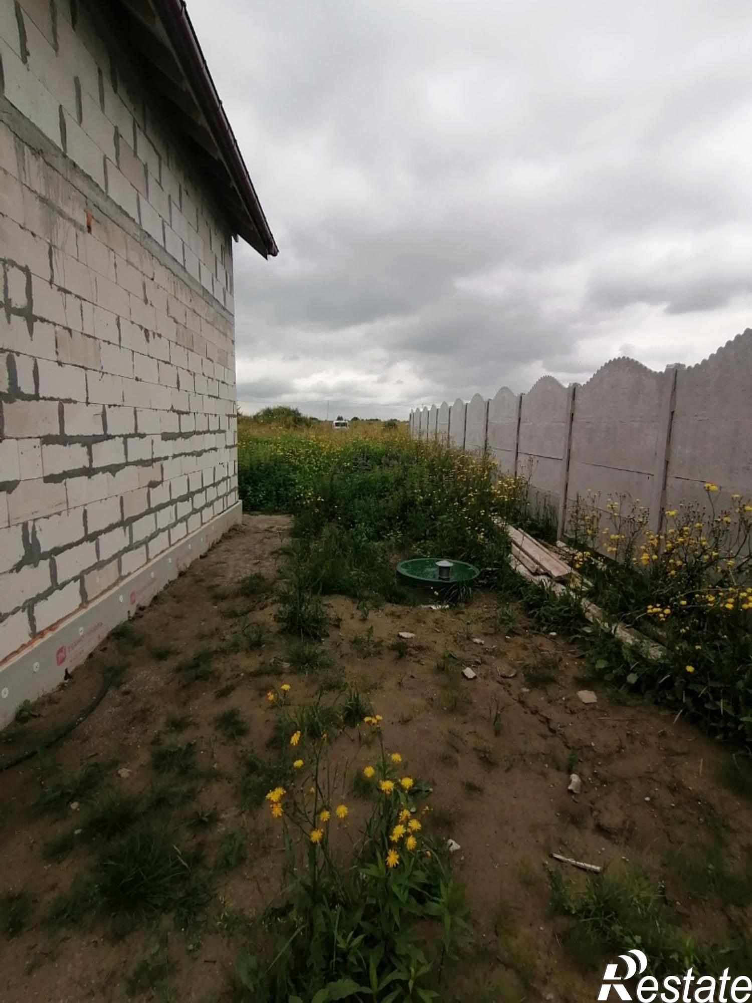 Купить дачу, дом, коттедж за 4 300 000 рублей на Осенняя улица, д.24