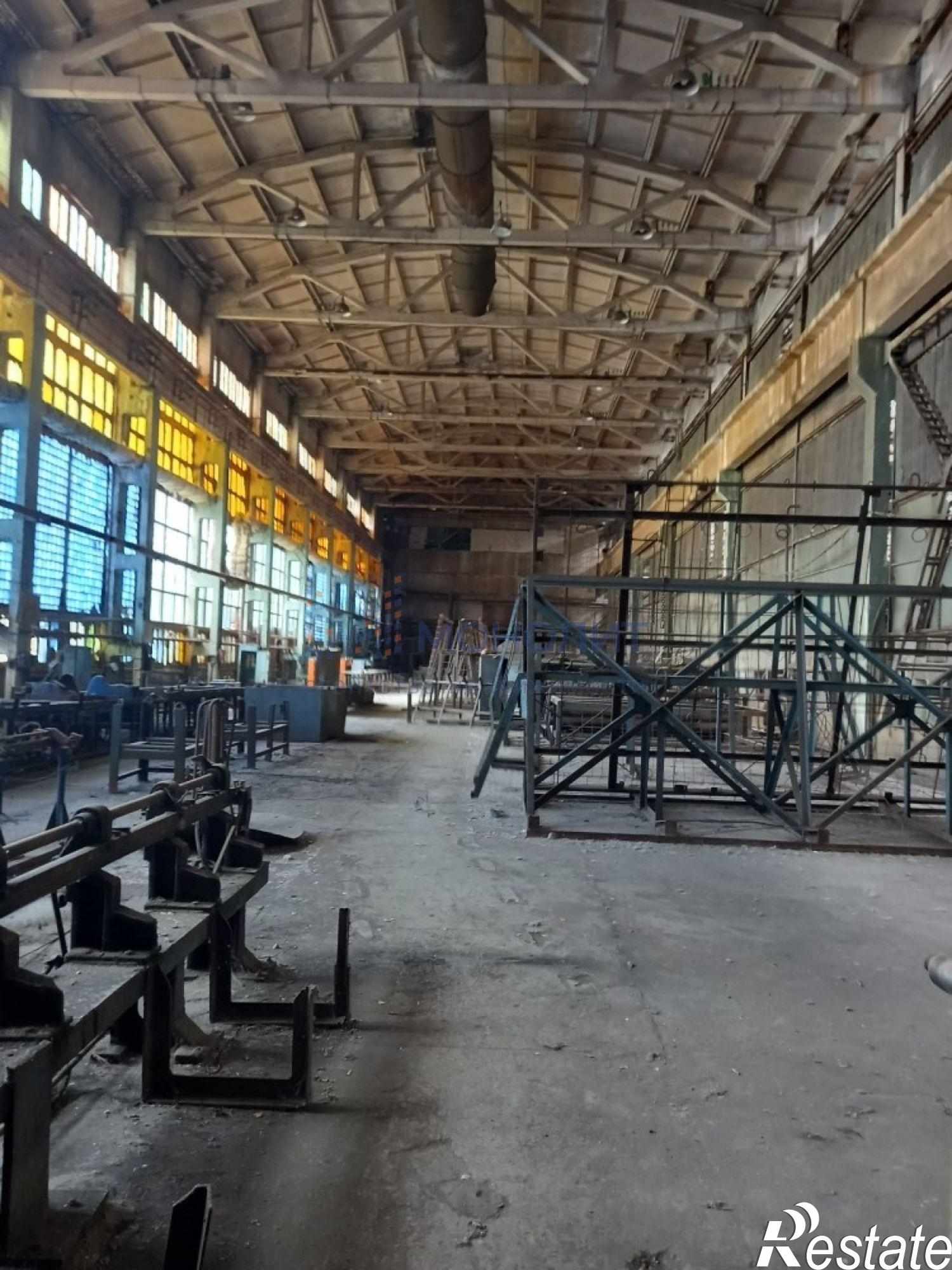 Сдать производственную площадь за 4 900 000 рублей на Монастырка ул, 13