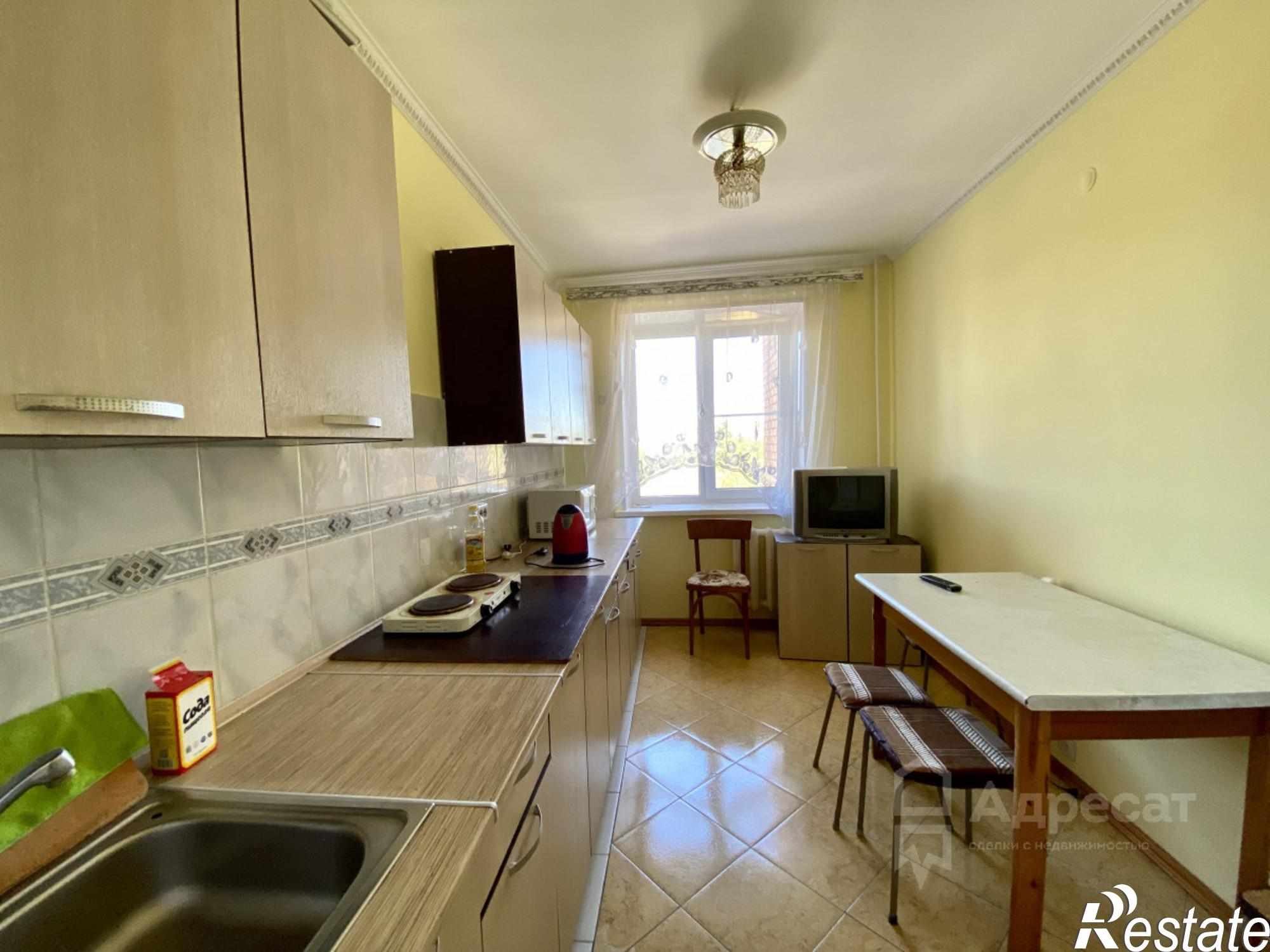 Сдать квартиру за 39 990 рублей на пр-кт. Героев Сталинграда,  д.38