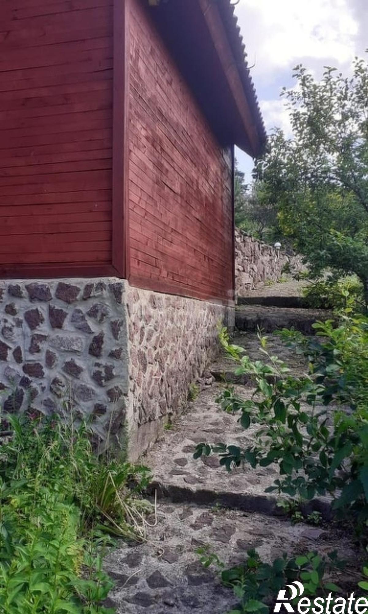 Купить дачу, дом, коттедж за 800 000 рублей на Array