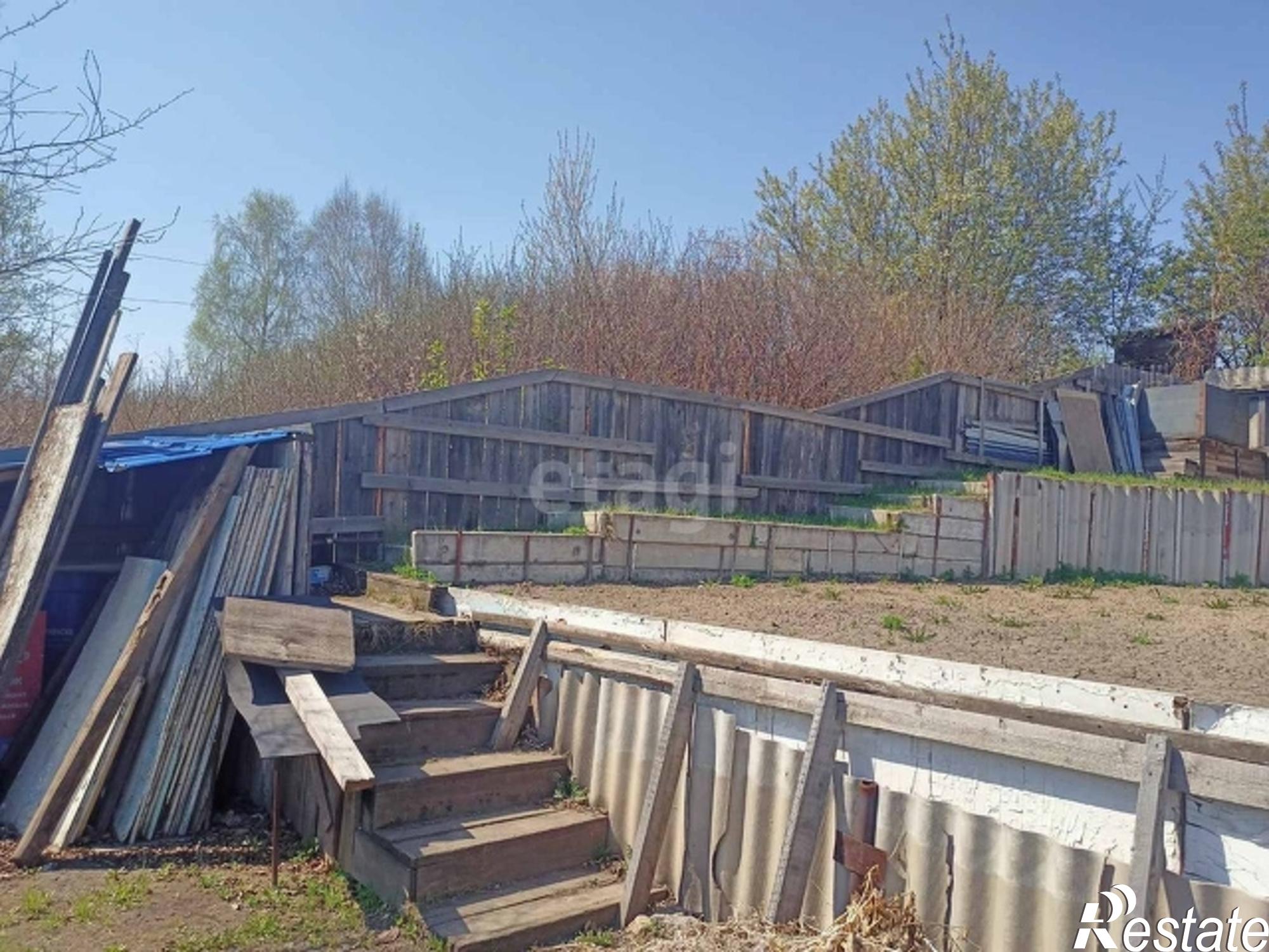 Купить дачу, дом, коттедж за 1 350 000 рублей на Array