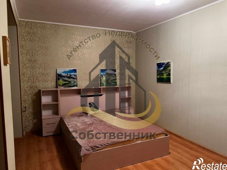 4-комн квартира Зеленый Лог мкр, 2