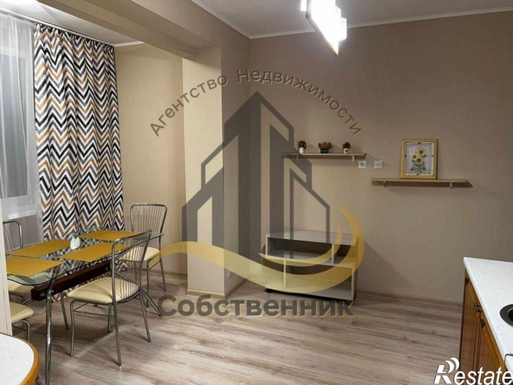 4-комн квартира Зеленый Лог мкр, 2