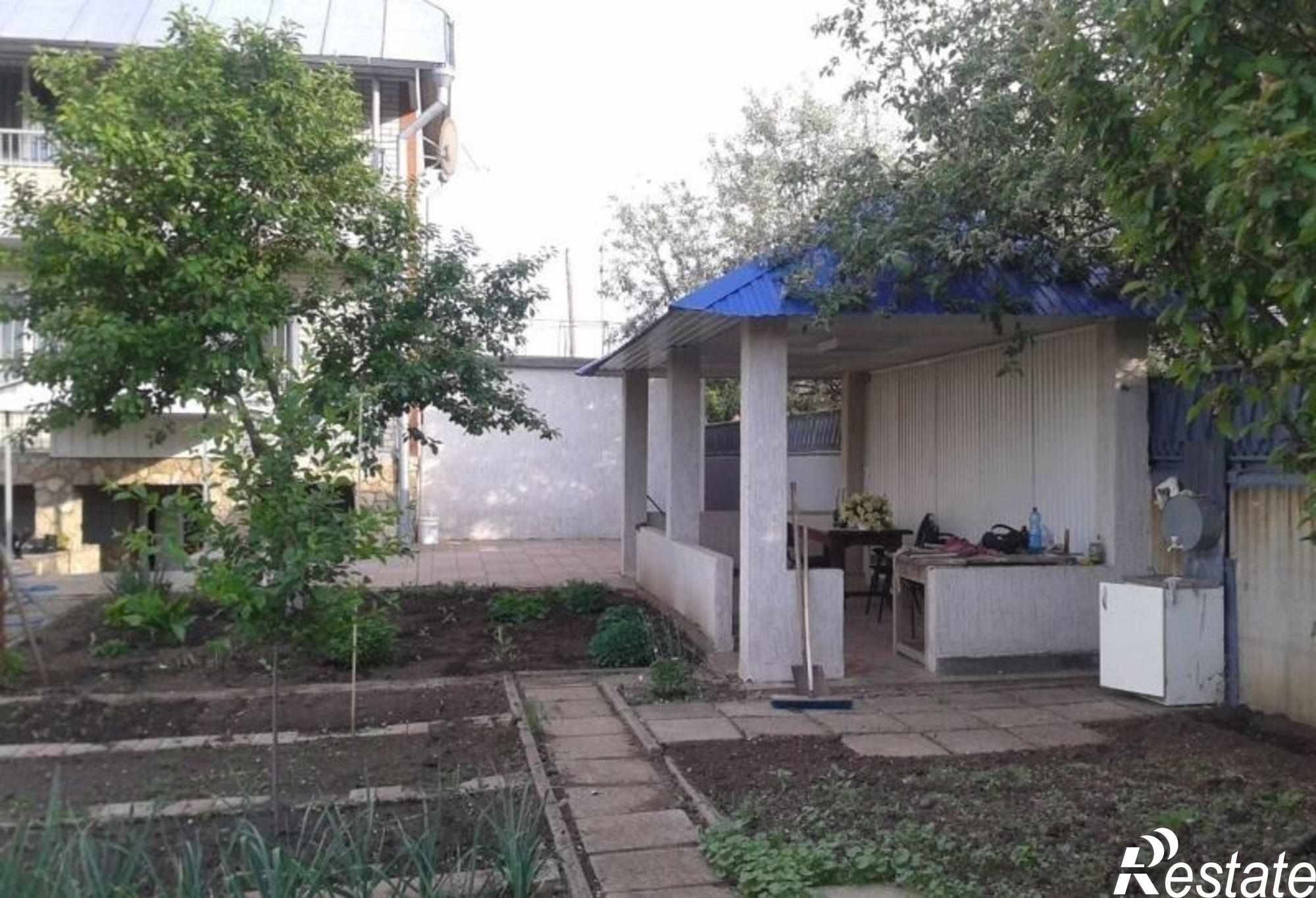 Купить дачу, дом, коттедж за 18 000 000 рублей на Студенческая