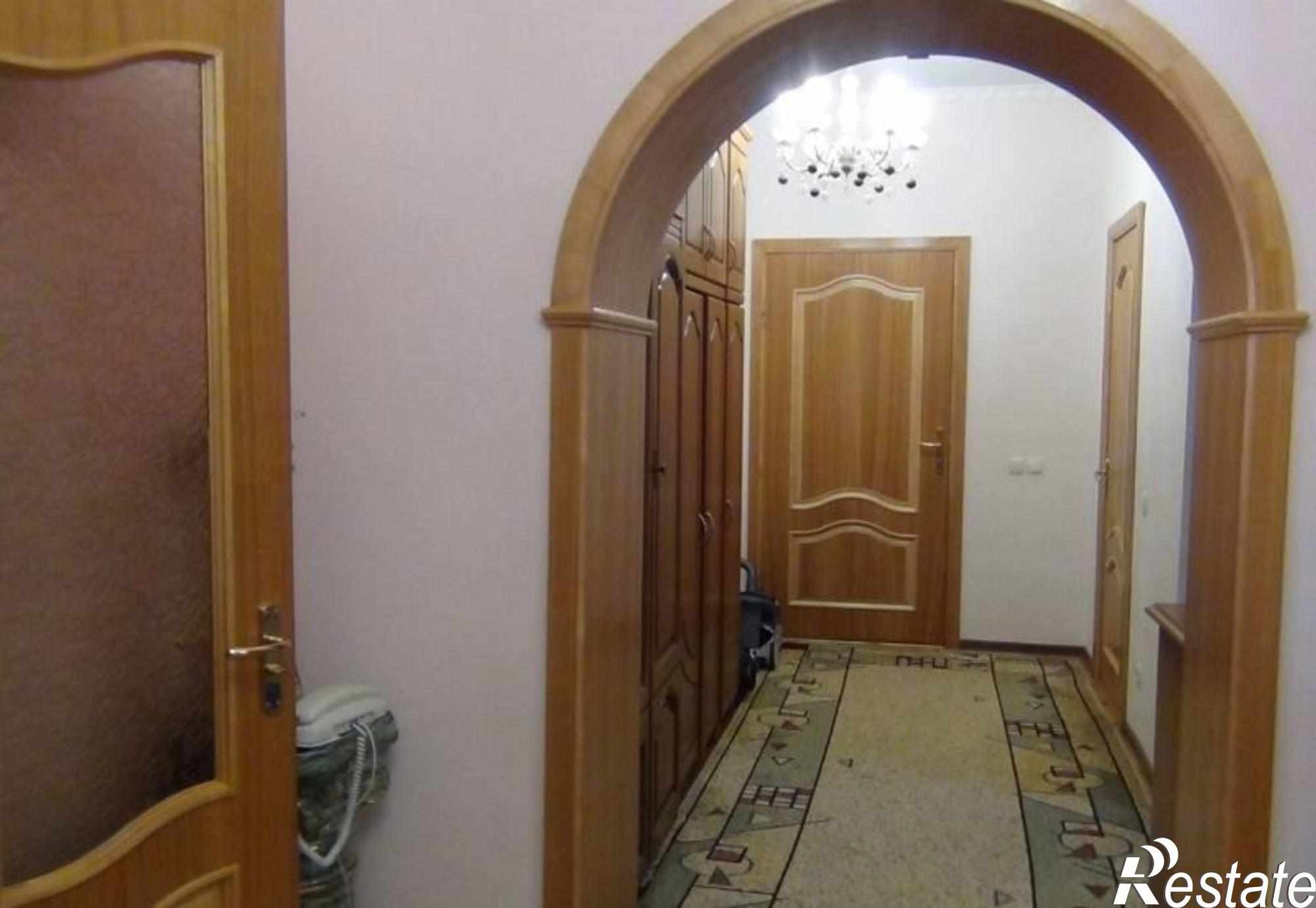 Купить дачу, дом, коттедж за 18 000 000 рублей на Студенческая